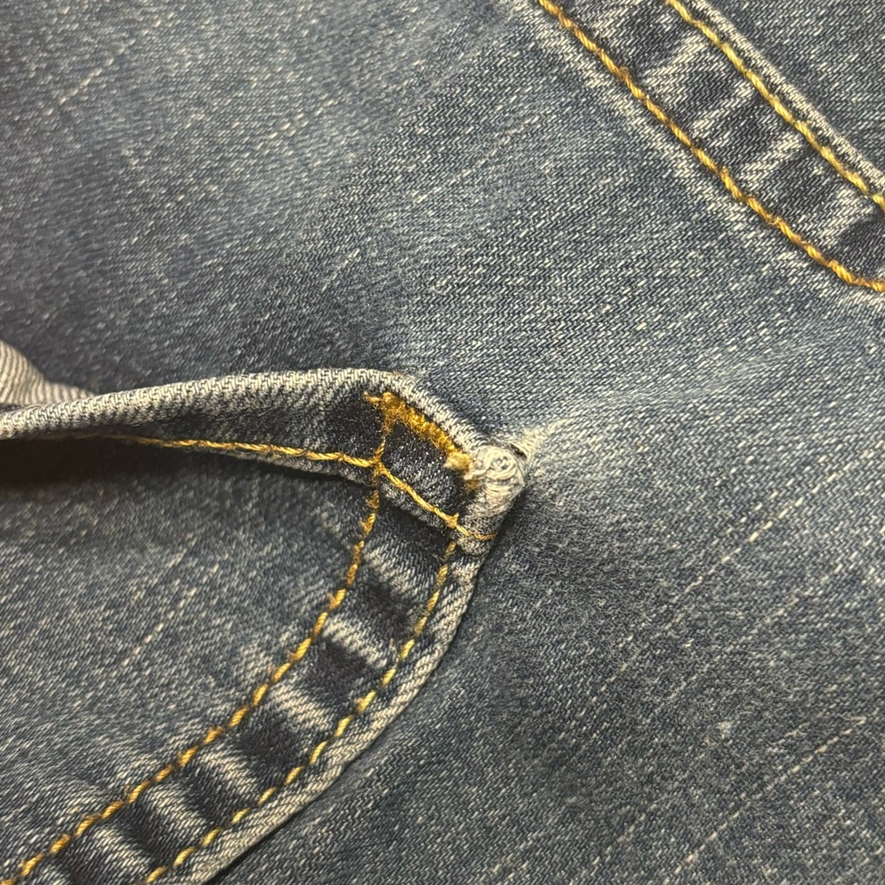 Signature Low Rise Jeggings - Size 10 - Picture 6 of 6